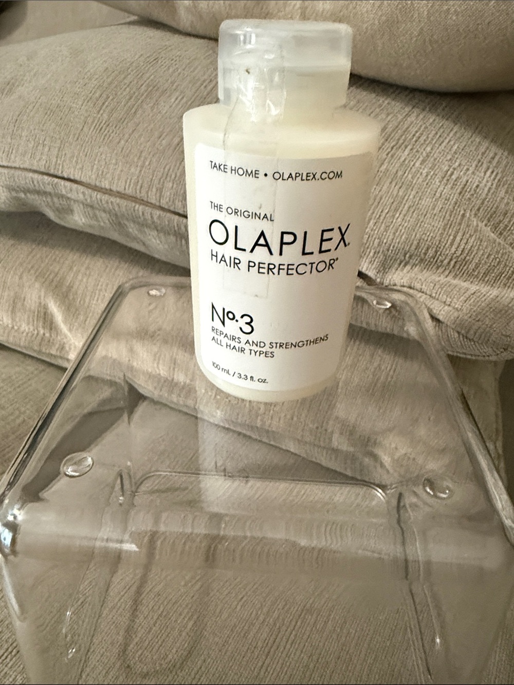 OLAPLEX No.3 Hair Perfector - White and Black Bottle